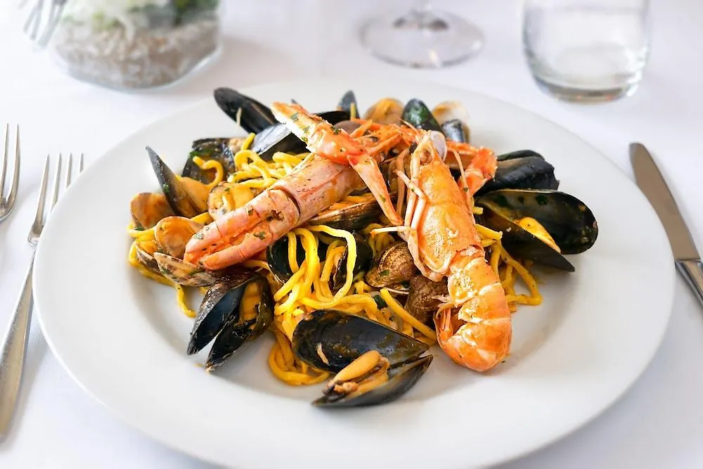 Grand Hotel Mattei Ravenna 4*,