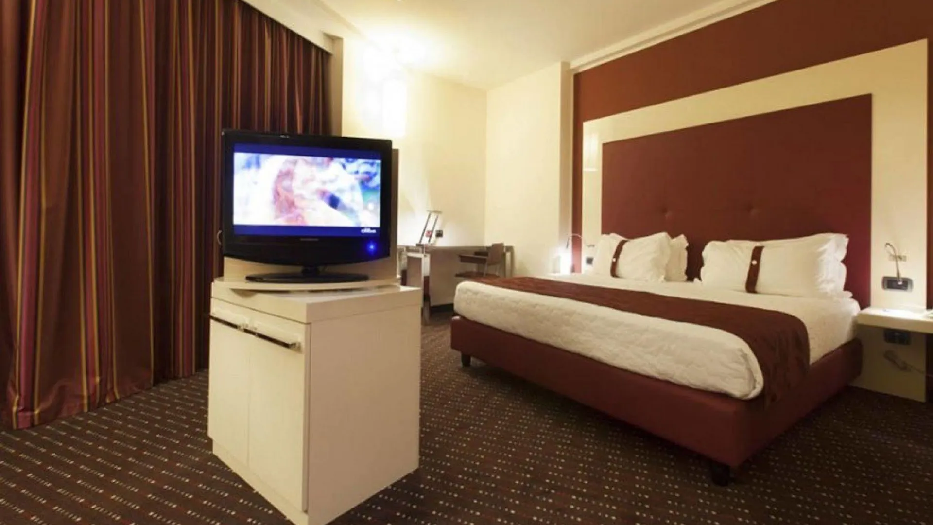 Grand Hotel Mattei Ravenna 4*,