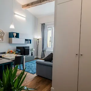 Oltrarno Lily Apartment
