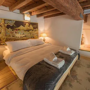 Loft Boutique Suite, Santa Croce, Florence, Wifi Apartment